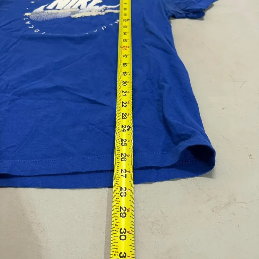 Nike Men's Blue T-shirt